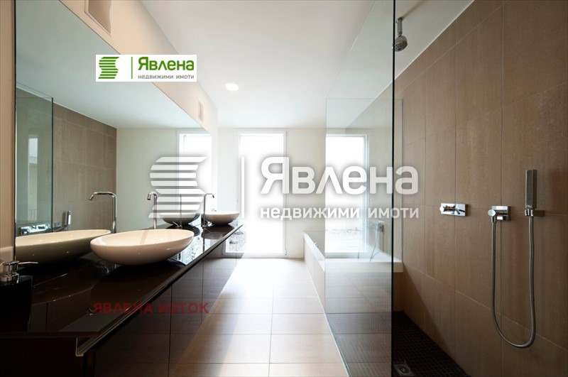 Продава 4-СТАЕН, гр. София, Изток, снимка 7 - Апартаменти - 51528191