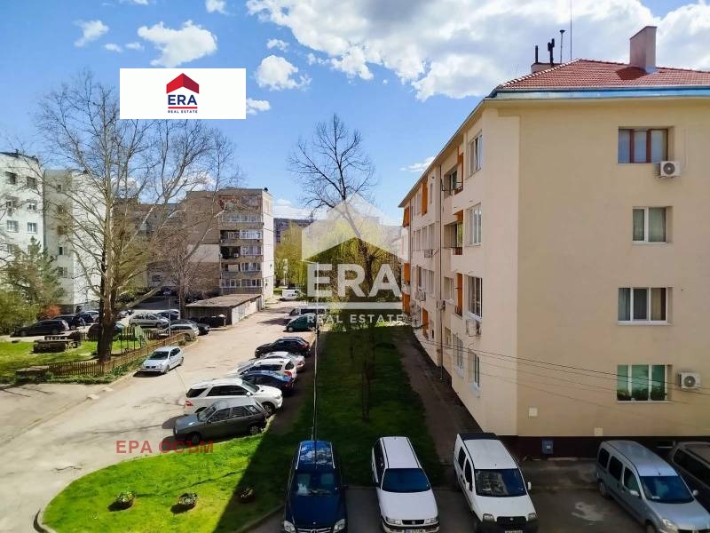 Продава 2-СТАЕН, гр. Ловеч, Широк център, снимка 8 - Апартаменти - 54191013