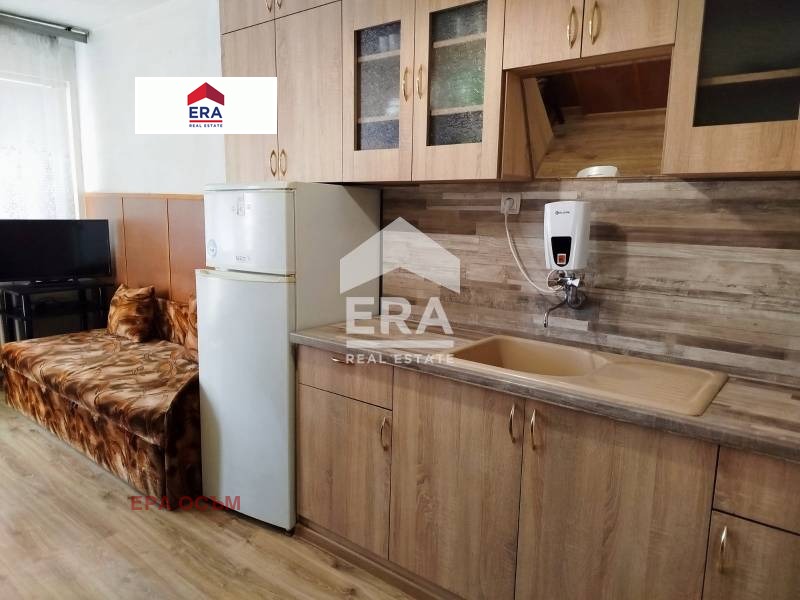 Продава 2-СТАЕН, гр. Ловеч, Широк център, снимка 2 - Апартаменти - 54191013