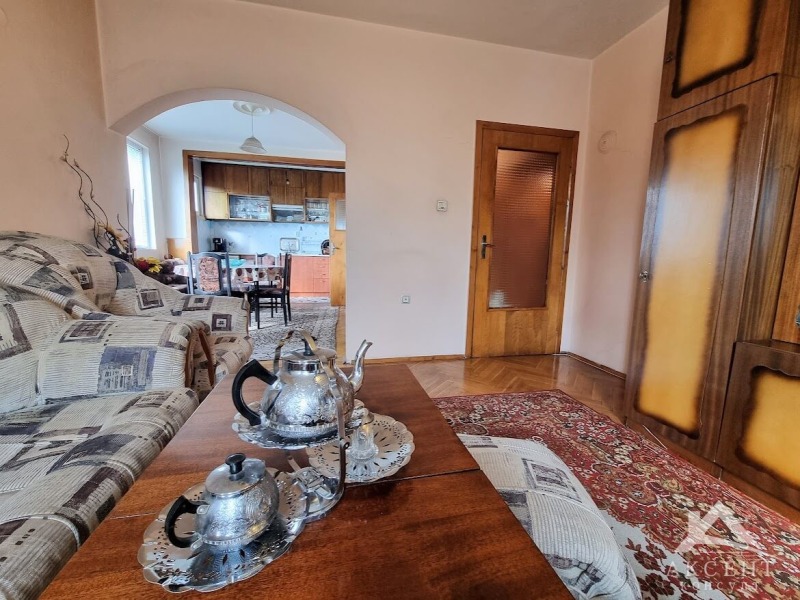 Myytävänä  2 makuuhuonetta Pernik , Tsentar , 98 neliömetriä | 49071313 - kuva [6]