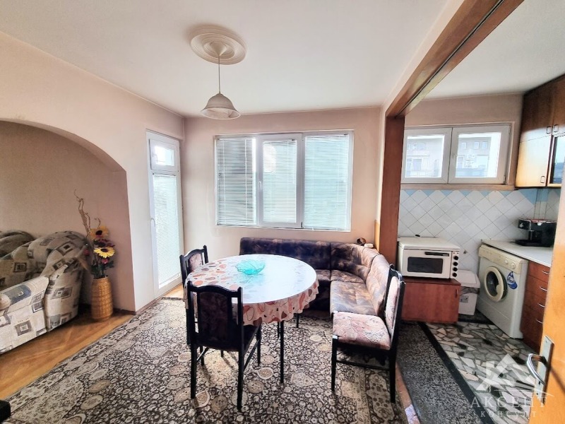 Myytävänä  2 makuuhuonetta Pernik , Tsentar , 98 neliömetriä | 49071313 - kuva [2]