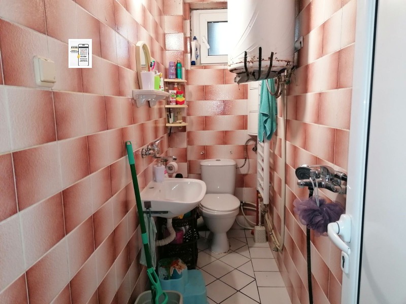 Продава 3-СТАЕН, гр. Добрич, Център, снимка 9 - Апартаменти - 53190671