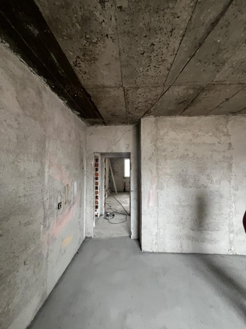 Продава ЕТАЖ ОТ КЪЩА, гр. Дупница, област Кюстендил, снимка 5 - Етаж от къща - 53333275