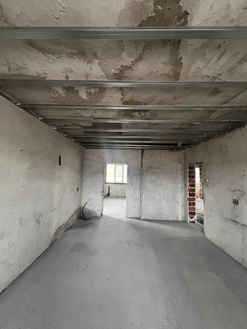 Продава ЕТАЖ ОТ КЪЩА, гр. Дупница, област Кюстендил, снимка 4 - Етаж от къща - 53333275