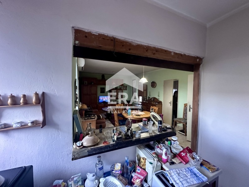 Продава ЕТАЖ ОТ КЪЩА, гр. Велико Търново, Варуша, снимка 5 - Етаж от къща - 56022652