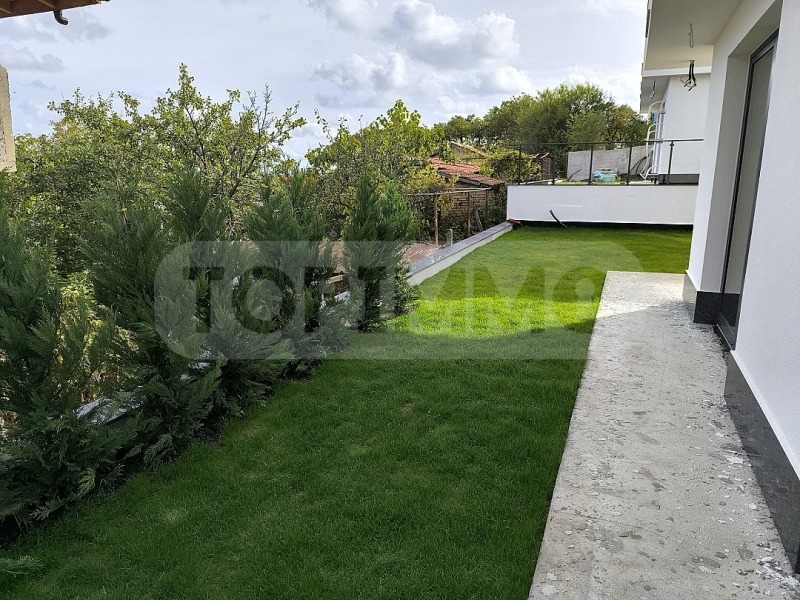 Продава КЪЩА, гр. Варна, м-т Манастирски рид, снимка 3 - Къщи - 51418643