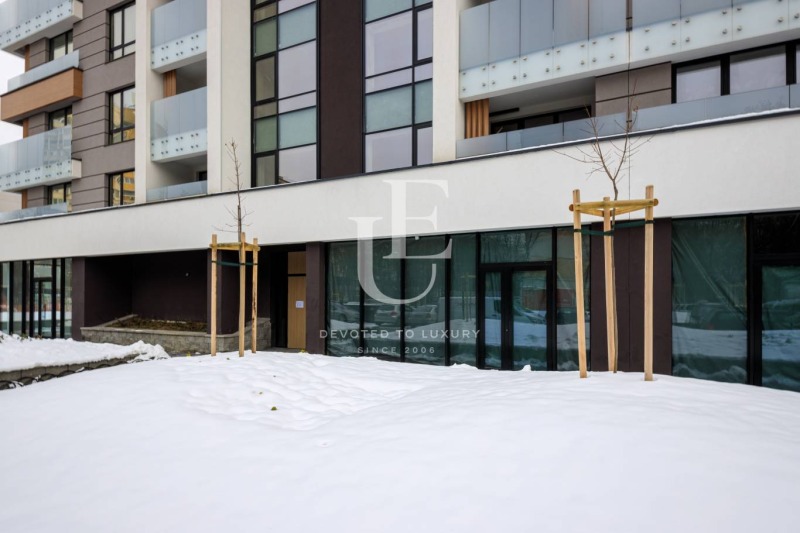 Продава  Магазин град София , Център , 125 кв.м | 26852497