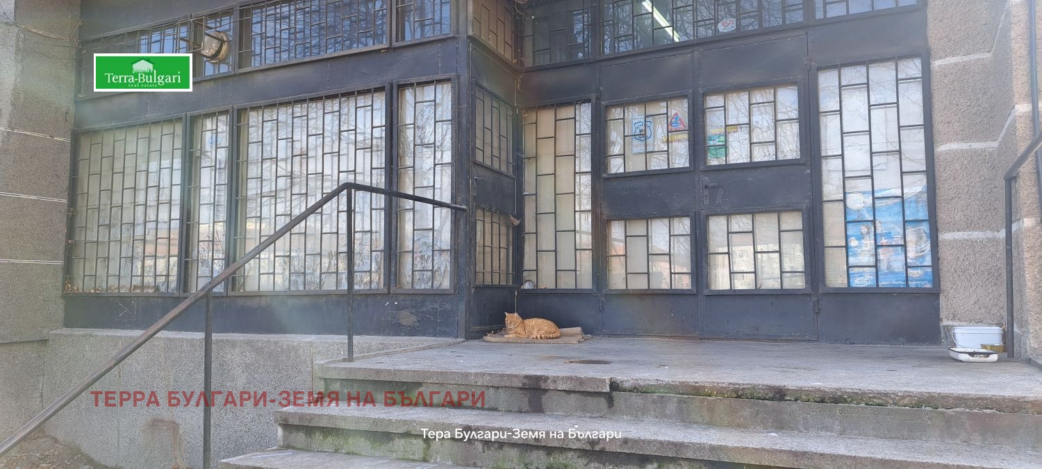 Продава ПРОМ. ПОМЕЩЕНИЕ, гр. Перник, Твърди ливади, снимка 16 - Производствени сгради - 53638365