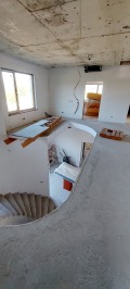 Продава КЪЩА, град Добрич, Дружба 4 • 280000 € • 98078980 — Holmes.bg