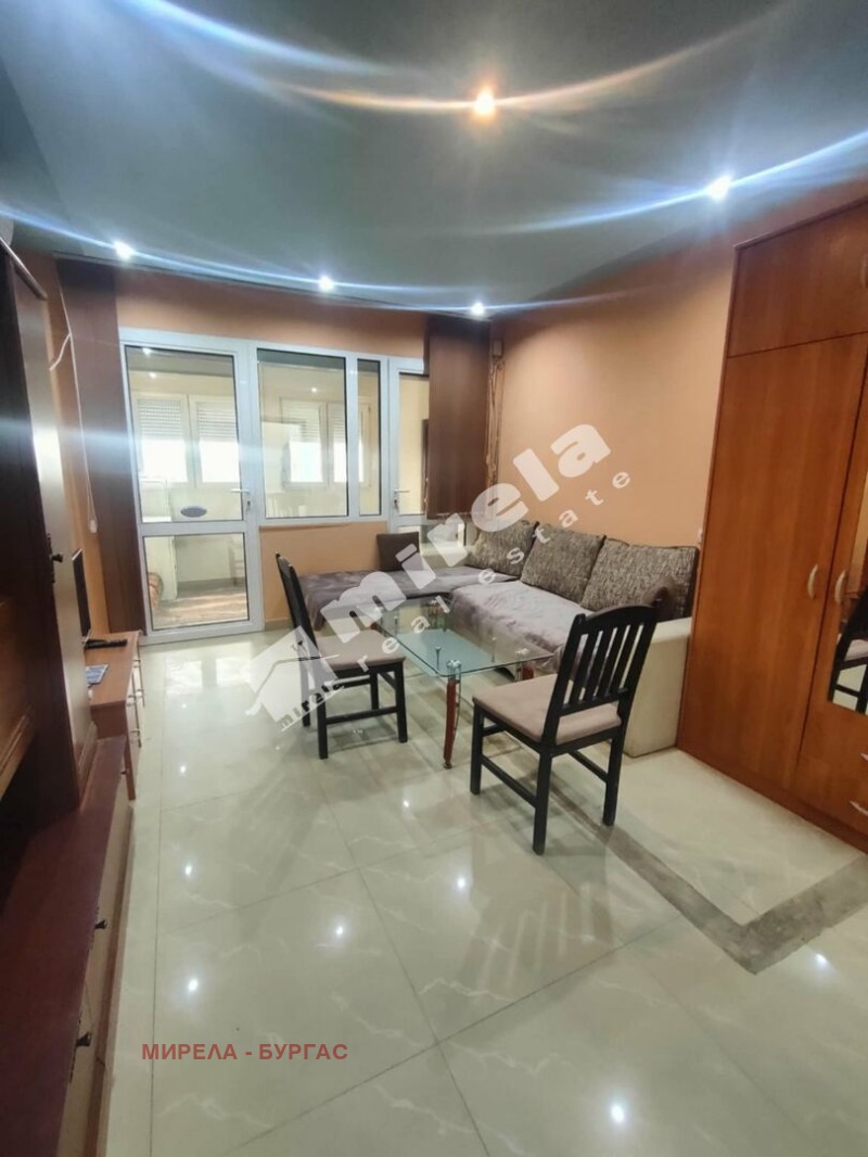 Продава 2-СТАЕН, гр. Бургас, област Бургас