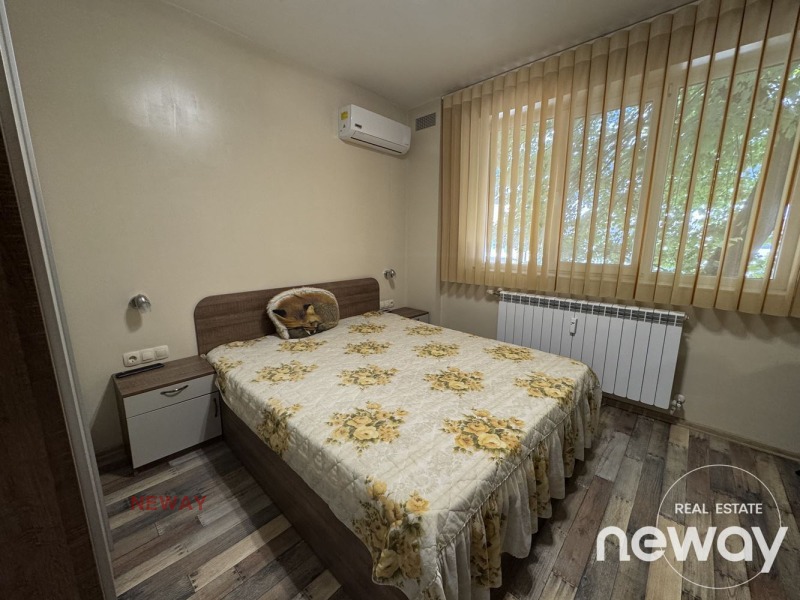 Продава  4-стаен град Плевен , Идеален център , 105 кв.м | 59135123 - изображение [7]