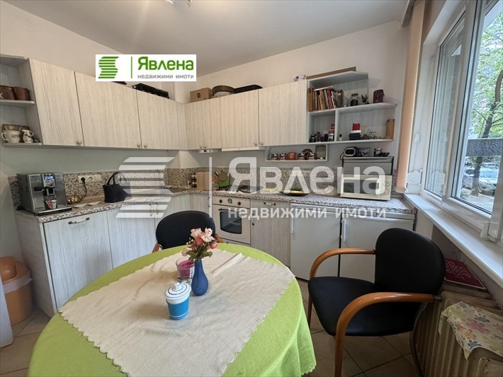 Te koop  2 slaapkamers Sofia , Borovo , 100 m² | 40177613 - afbeelding [13]