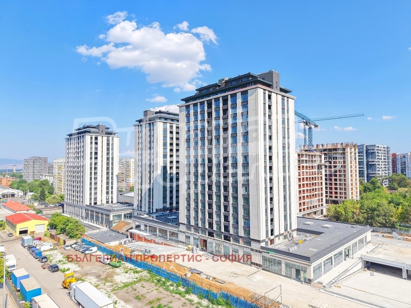 Продава 3-СТАЕН, гр. София, Банишора, снимка 2 - Апартаменти - 53110541