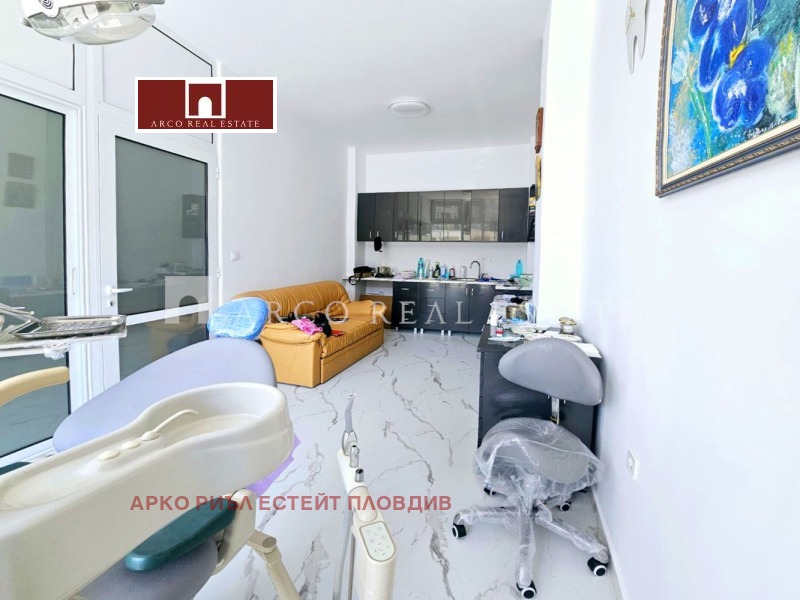 À venda  Escritório Plovdiv , Trakiia , 80 m² | 44755372 - imagem [2]