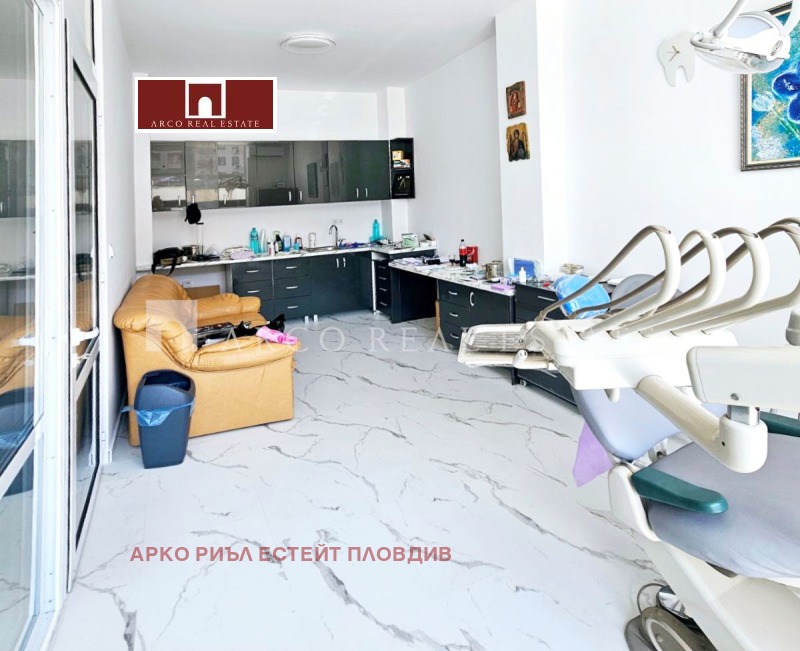 À venda  Escritório Plovdiv , Trakiia , 80 m² | 44755372 - imagem [6]