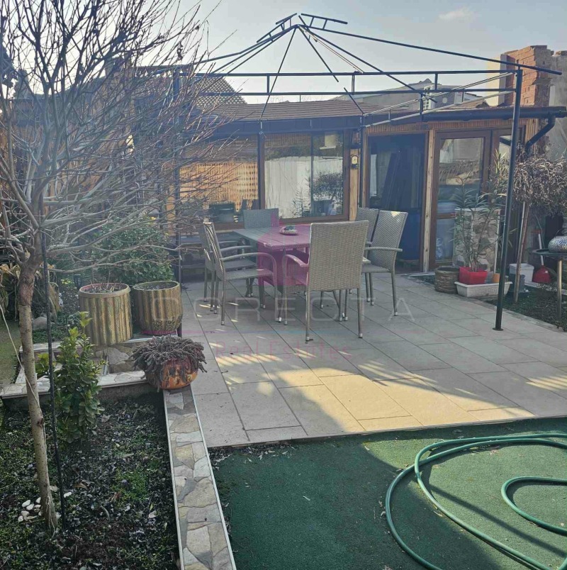 In vendita  Casa Ruse , Ialta , 60 mq | 29588188 - Immagine [3]