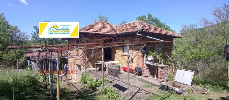Продава КЪЩА в област Велико Търново, с. Мийковци - 55 кв.м / 32 700 € » 63 955.64 лв., СЪНИ ХОУМС