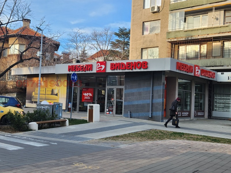 Продава МАГАЗИН в град Сливен, Център - 450 кв.м / 900 000 € » 1 760 247.00 лв.