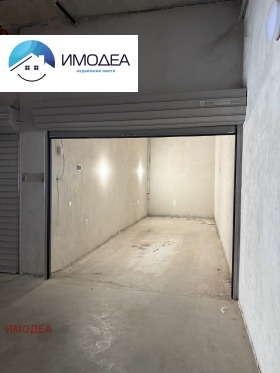 Garage Kartala, Veliko Tarnovo