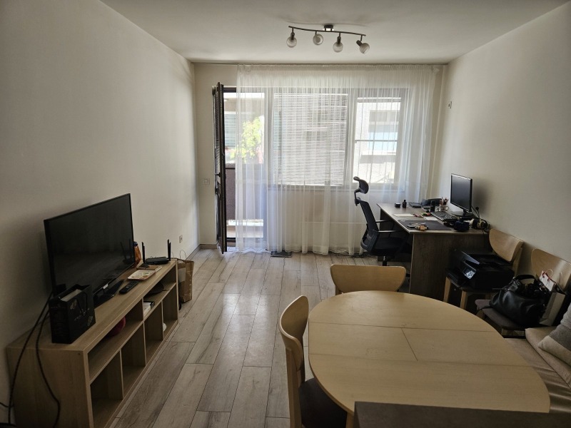 Til salg  1 soveværelse Sofia , Reduta , 65 kvm | 39649333 - billede [2]