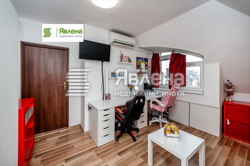 Продава 3-СТАЕН, гр. София, Център, снимка 13 - Апартаменти - 54860864