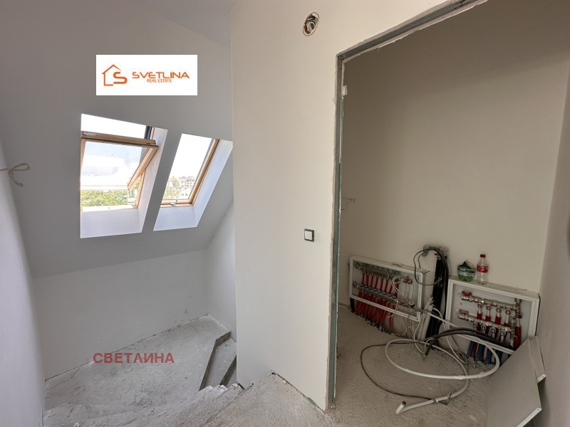 Te koop  3 slaapkamers Sofia , Chladilnika , 251 m² | 39587089 - afbeelding [13]