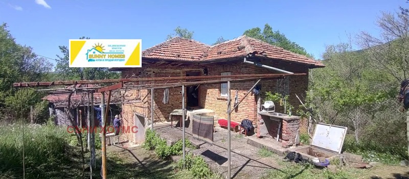 Продава КЪЩА, с. Мийковци, област Велико Търново, снимка 1 - Къщи - 44629607