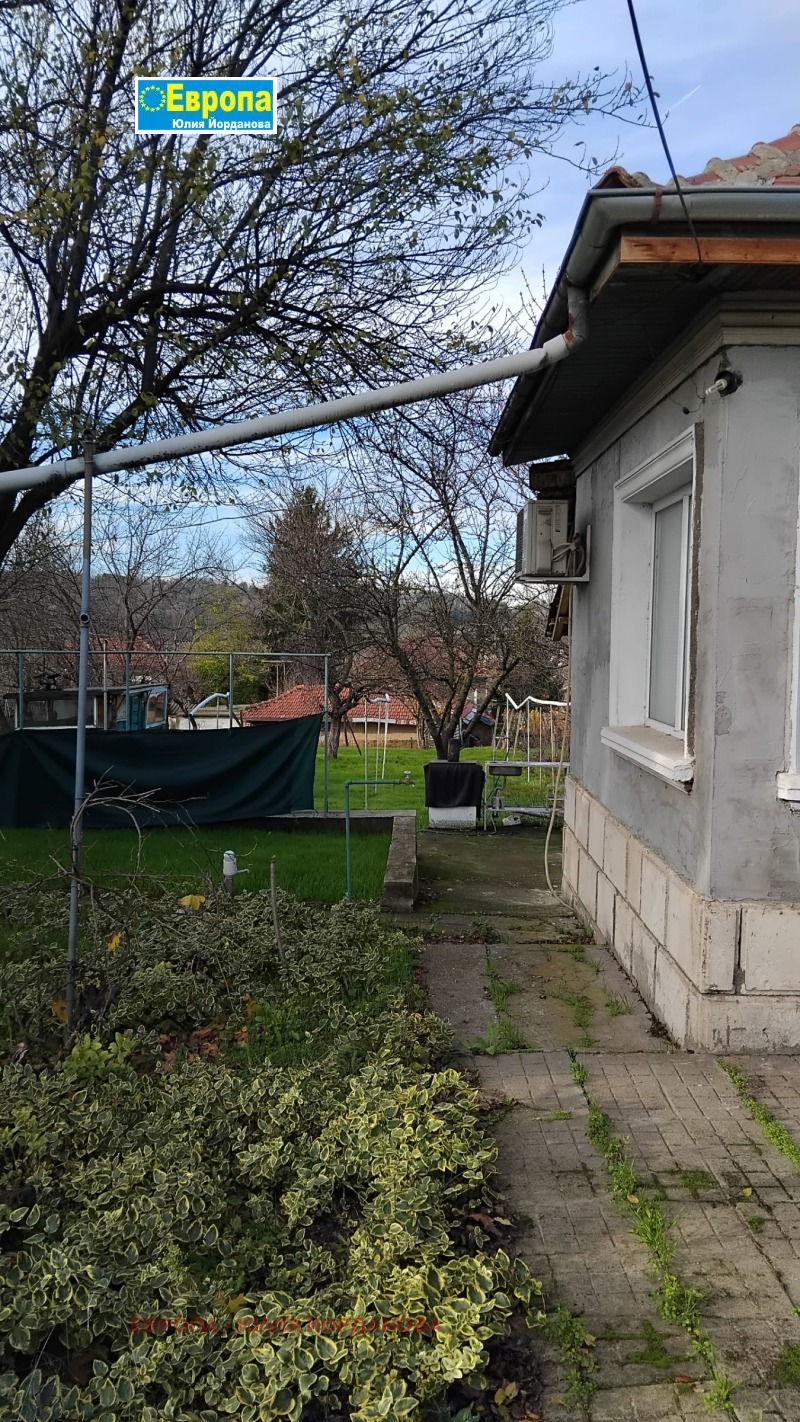 Продава КЪЩА, с. Николово, област Русе, снимка 2 - Къщи - 52641323