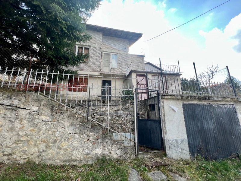 Продава ВИЛА, с. Гълъбово, област Пловдив, снимка 11 - Вили - 45203281