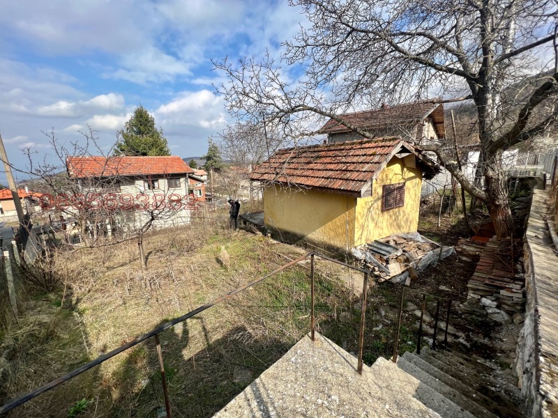 Продава ВИЛА, с. Гълъбово, област Пловдив, снимка 6 - Вили - 45203281