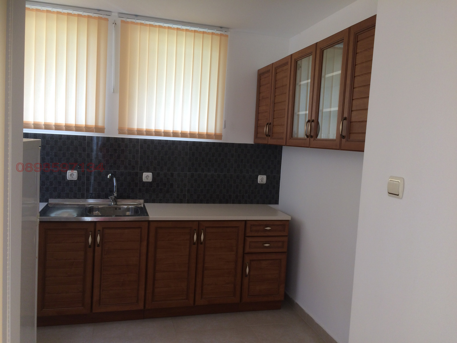 Продава КЪЩА, гр. Тутракан, област Силистра, снимка 3 - Къщи - 54908928