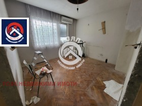 3-стаен град Пловдив, Христо Смирненски