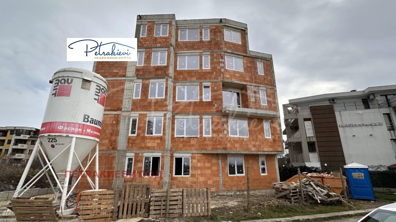 Продава  2-стаен област Бургас , с. Равда , 52 кв.м | 56521167