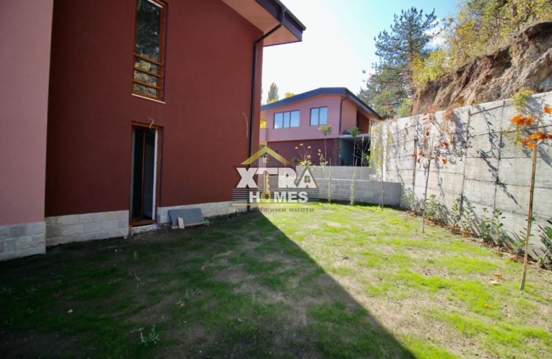 Продава КЪЩА, гр. София, с. Панчарево, снимка 2 - Къщи - 52983899