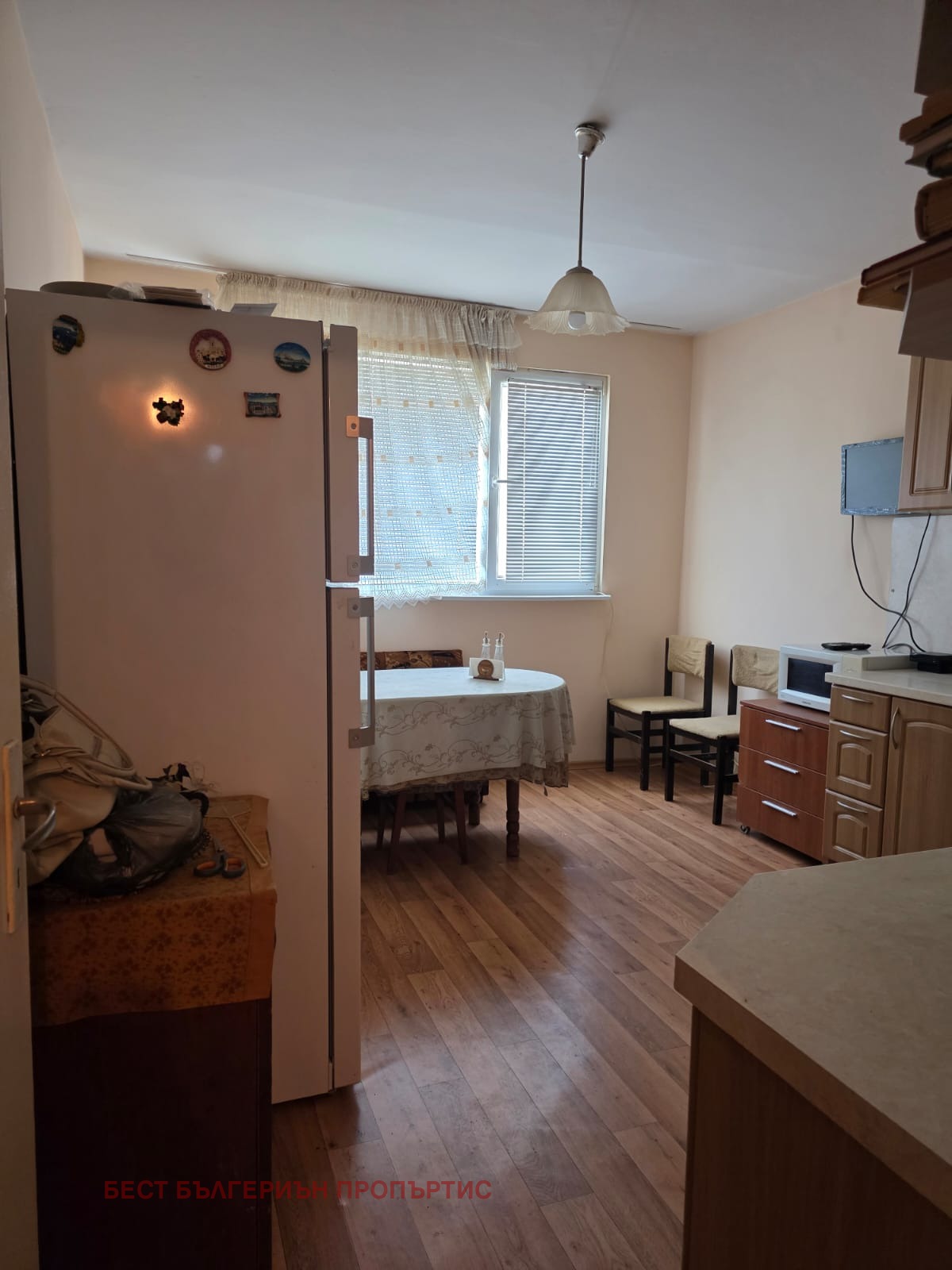 Продава 4-СТАЕН, гр. Средец, област Бургас, снимка 2 - Апартаменти - 51959894