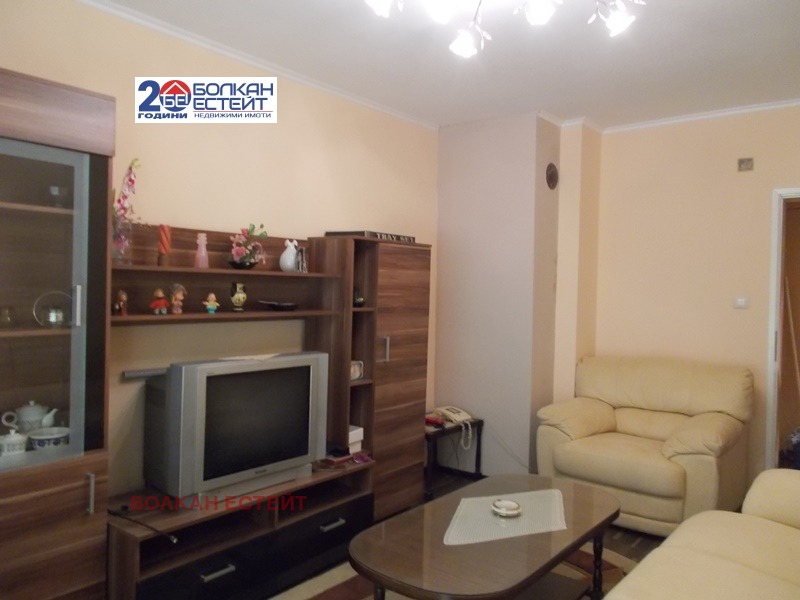 In vendita  1 camera da letto Veliko Tarnovo , Buzludga , 72 mq | 77064054