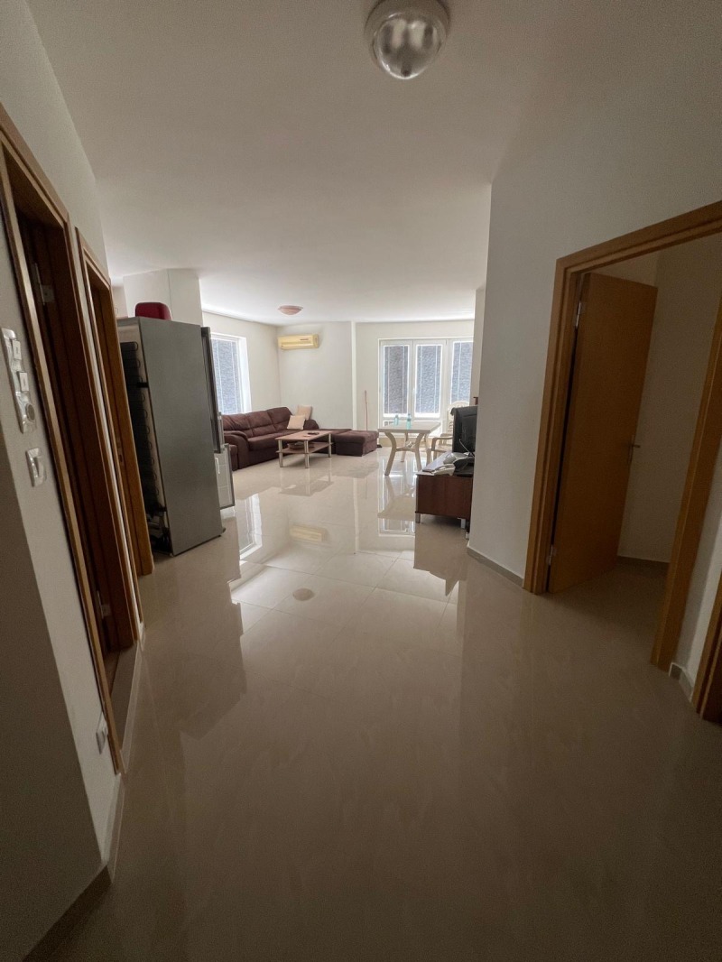 Myytävänä  2 makuuhuonetta Burgas , Sarafovo , 250 neliömetriä | 37748212 - kuva [3]