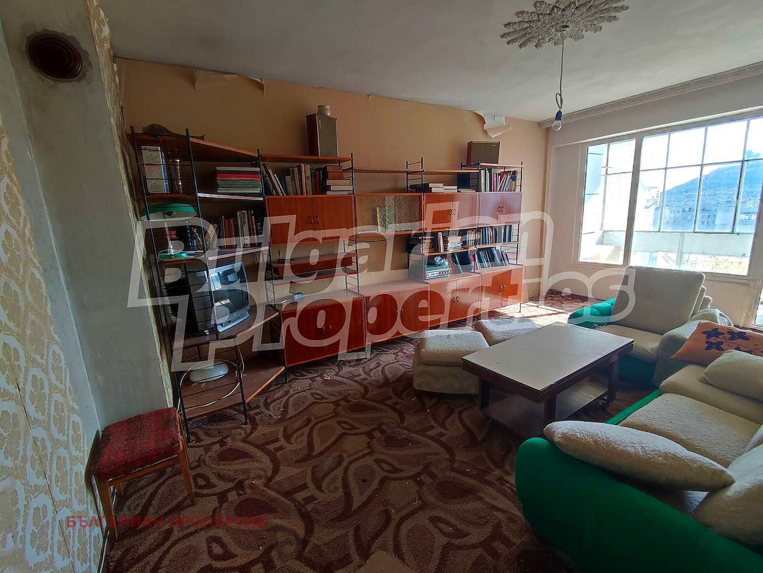 Продава 2-СТАЕН, гр. Шумен, Боян Българанов 1, снимка 2 - Апартаменти - 52201844