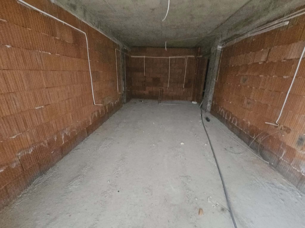 Продава 2-СТАЕН, гр. Кърджали, Възрожденци, снимка 2 - Апартаменти - 54036653