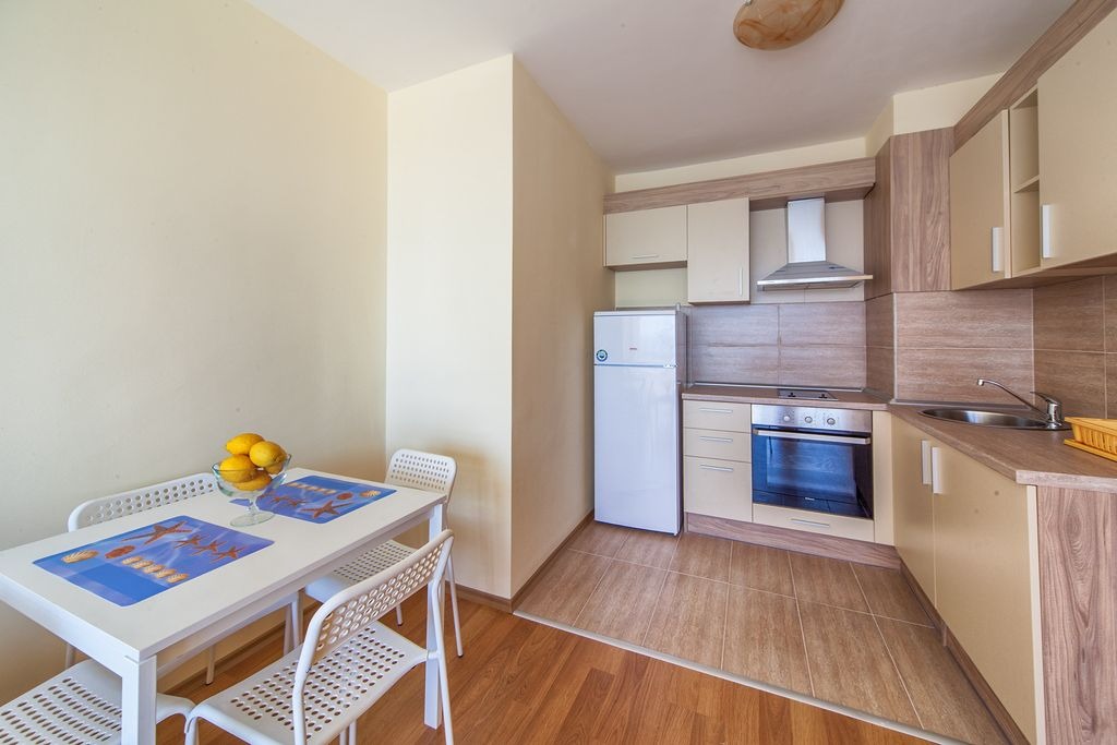 Продава 2-СТАЕН, гр. Варна, к.к. Чайка, снимка 2 - Апартаменти - 54352696