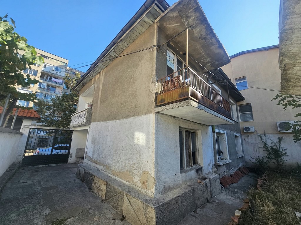 Продава КЪЩА, гр. Кърджали, Веселчане, снимка 2 - Къщи - 56254321