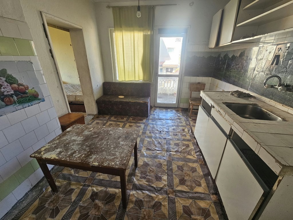 Продава КЪЩА, гр. Кърджали, Веселчане, снимка 9 - Къщи - 56254321