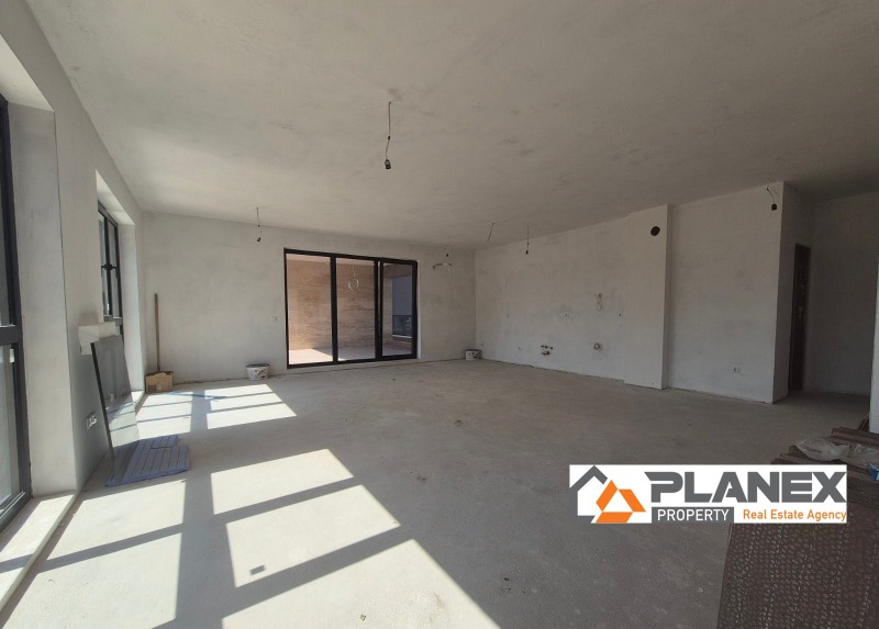 Na prodej  2 ložnice Varna , Briz , 150 m2 | 26175615 - obraz [2]