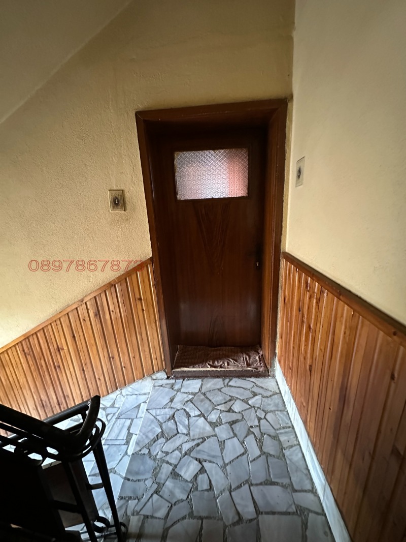 Продава ЕТАЖ ОТ КЪЩА, гр. Дупница, област Кюстендил, снимка 11 - Етаж от къща - 52769976