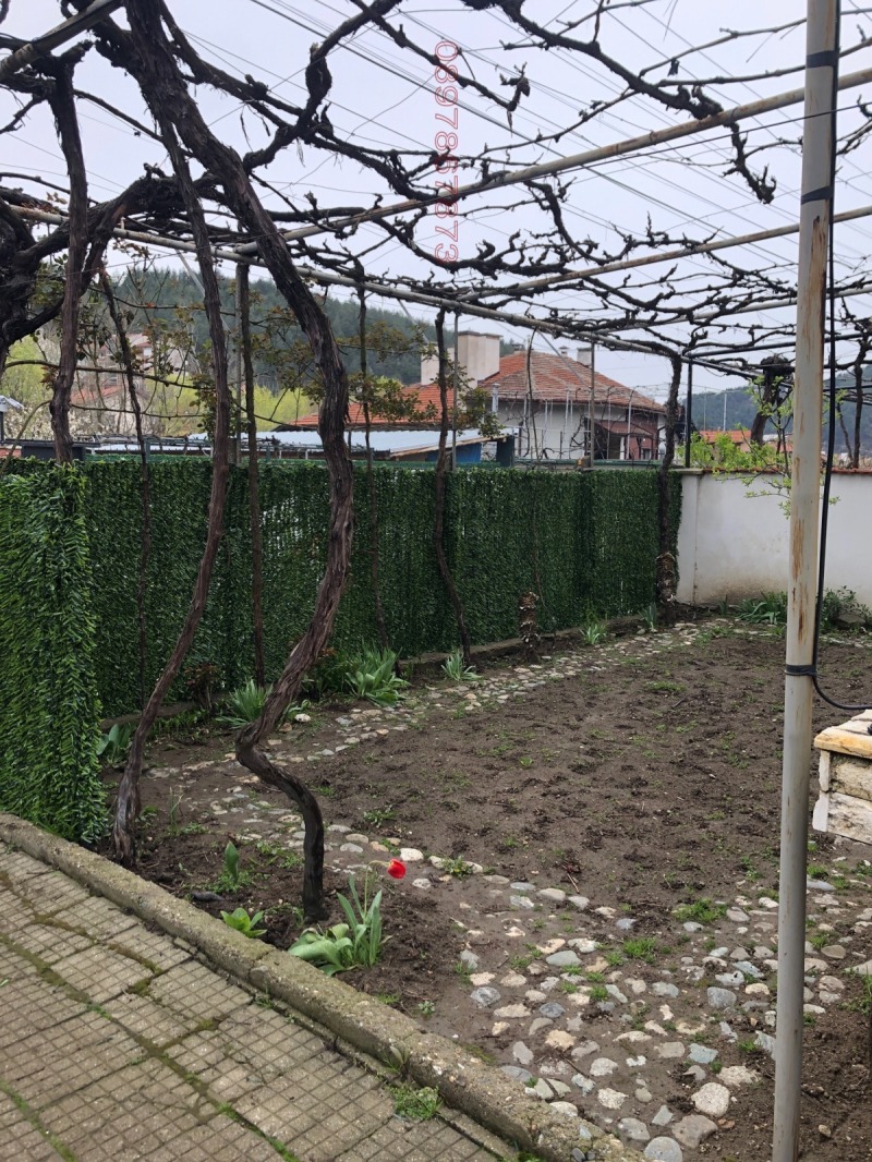 Продава ЕТАЖ ОТ КЪЩА, гр. Дупница, област Кюстендил, снимка 16 - Етаж от къща - 52769976