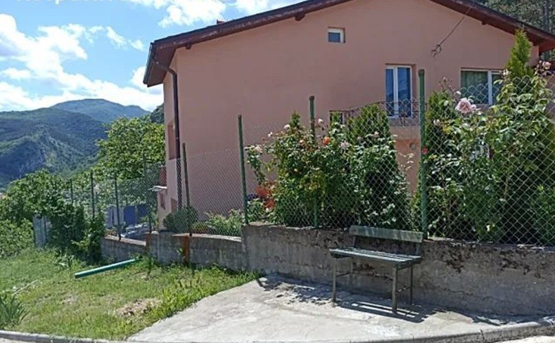 Продава КЪЩА, гр. Кричим, област Пловдив, снимка 13 - Къщи - 52202638