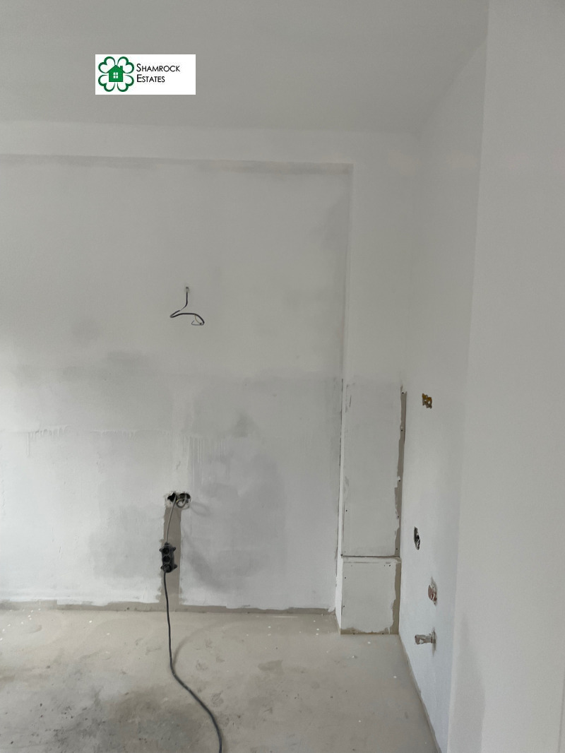 Продава КЪЩА, гр. София, с. Долни Богров, снимка 15 - Къщи - 53308416