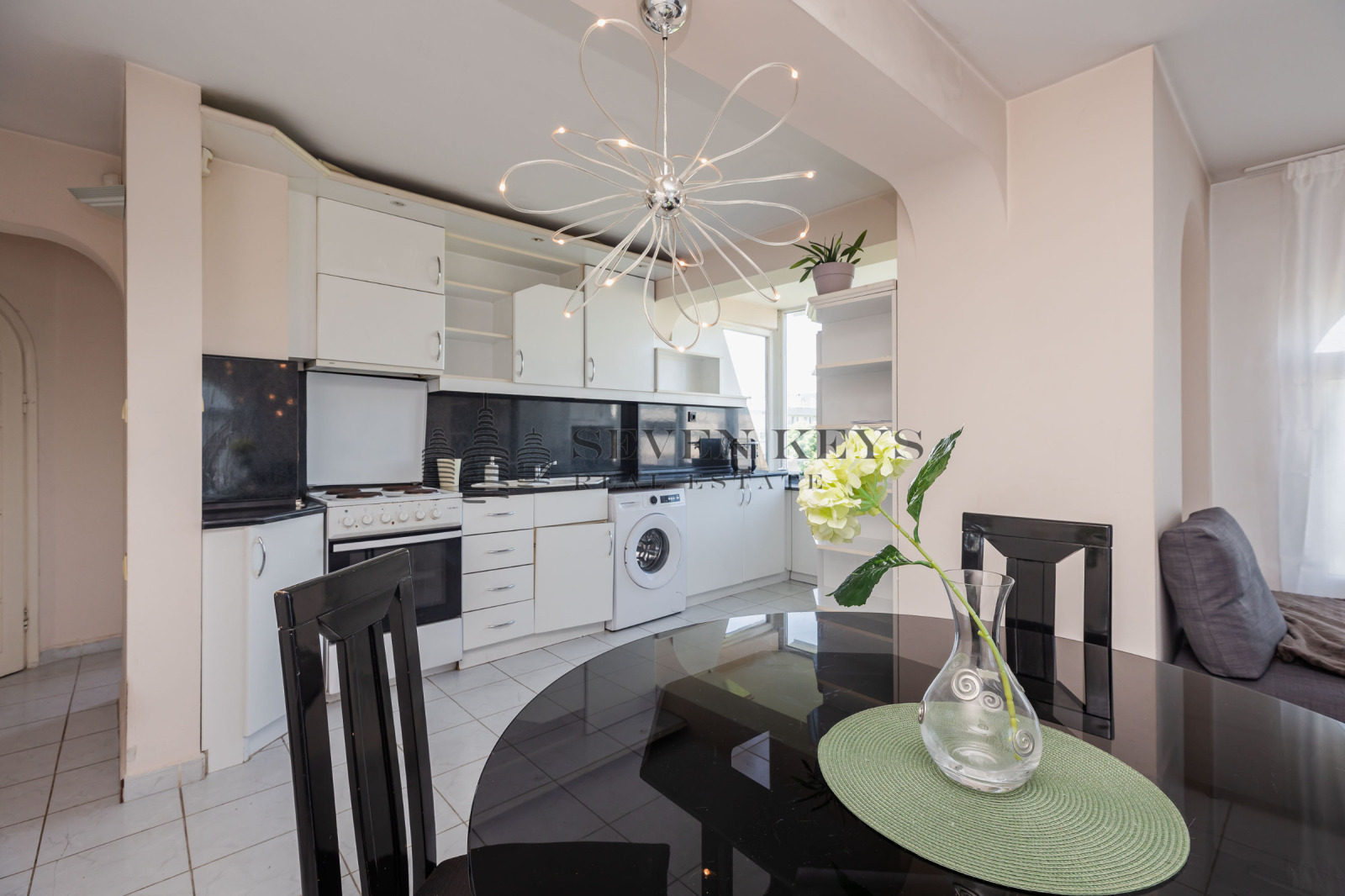 Продава 3-СТАЕН, гр. Варна, Център, снимка 6 - Апартаменти - 54769159