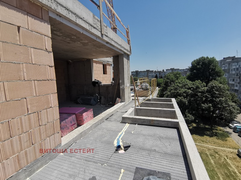 Te koop  2 slaapkamers Sofia , Ljulin 2 , 190 m² | 44089038 - afbeelding [17]