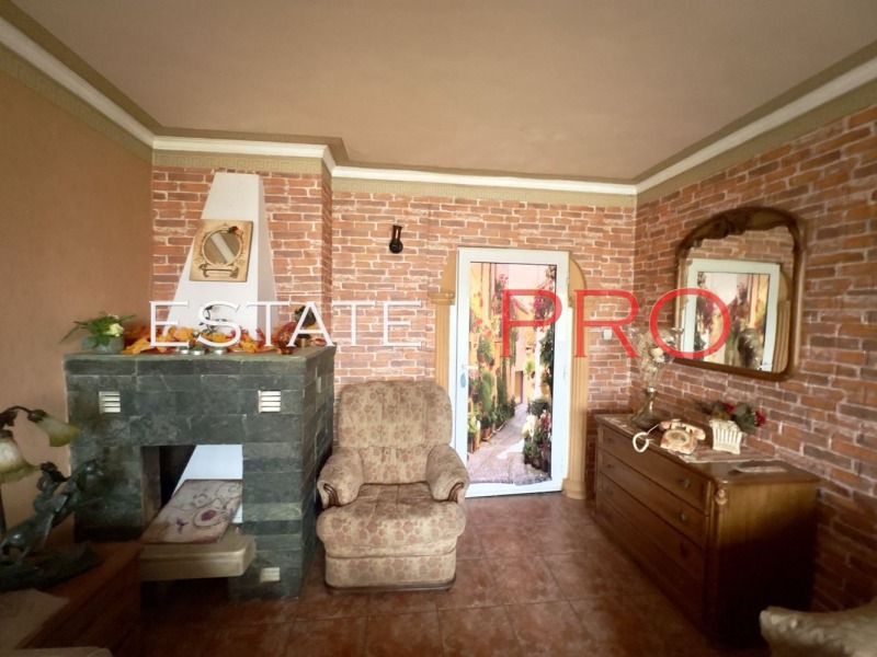 Til salgs  2 soverom Sofia , Razsadnika , 84 kvm | 90333059